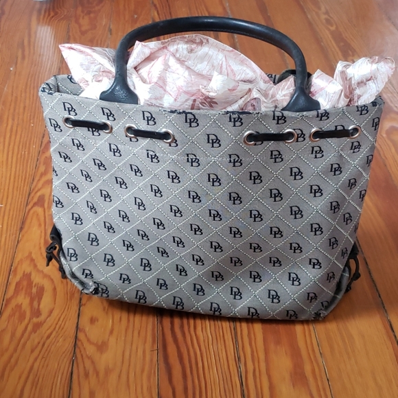 Dooney and Bourke Tulip Tassel Tote - Picture 2 of 13